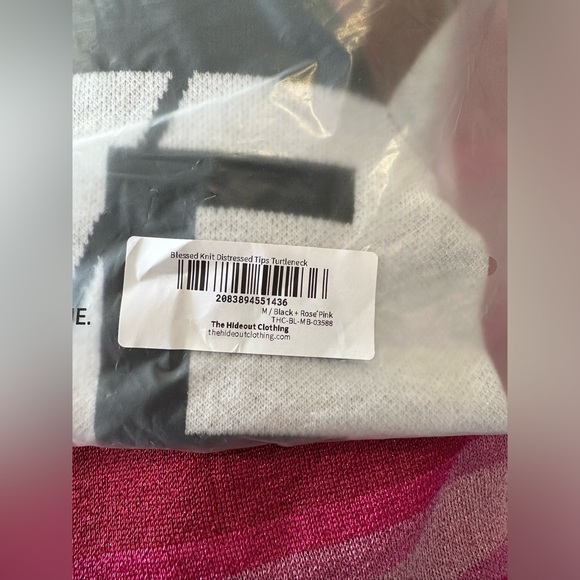 The Hideout clothing  Blessed Knit Distressed Tips Turtleneck UNISEX  size M - Picture 3 of 9